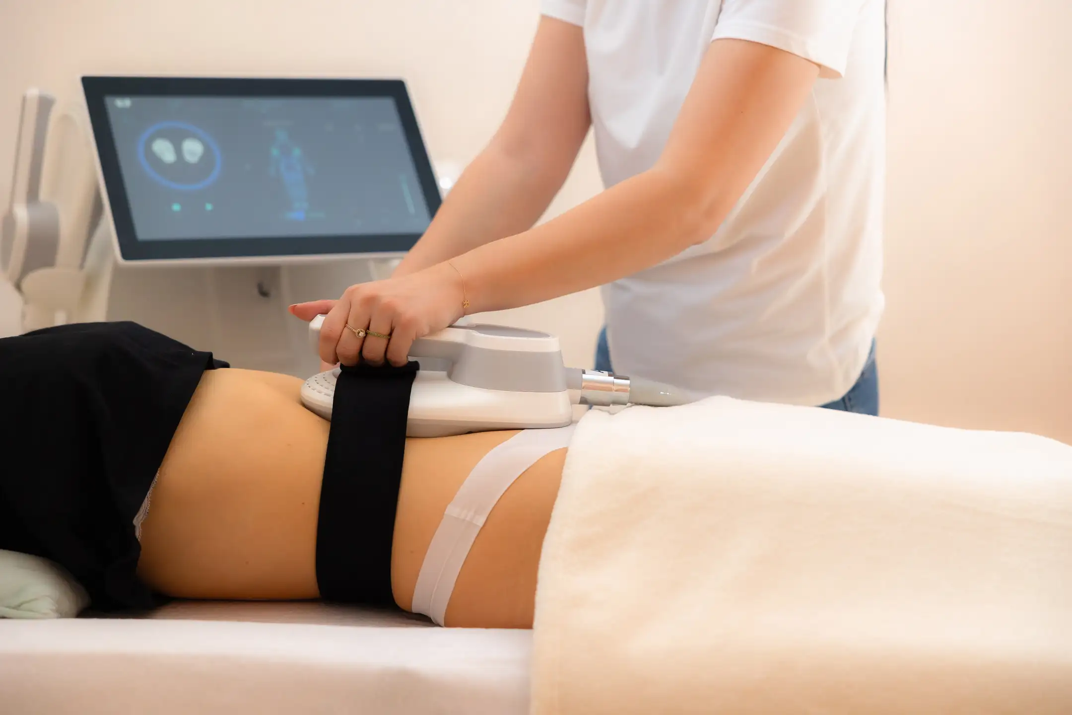 EMSlim ošetrenie brucha